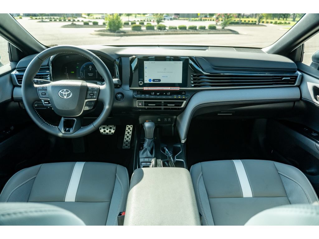 Certified 2026 Toyota Camry SE FWD image 19