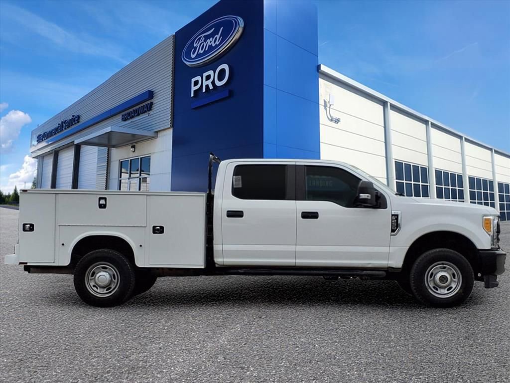 Used 2019 Ford F250 XL w/ Power Equipment Group image 2