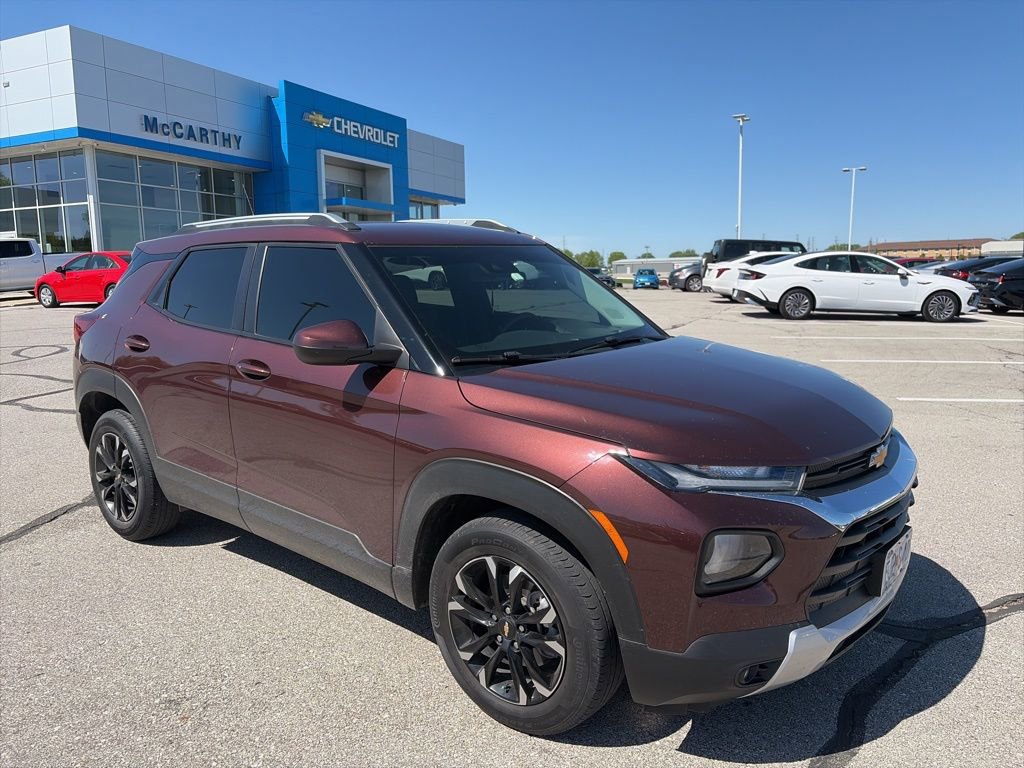 Certified 2022 Chevrolet TrailBlazer LT w/ Convenience Package FWD image 2