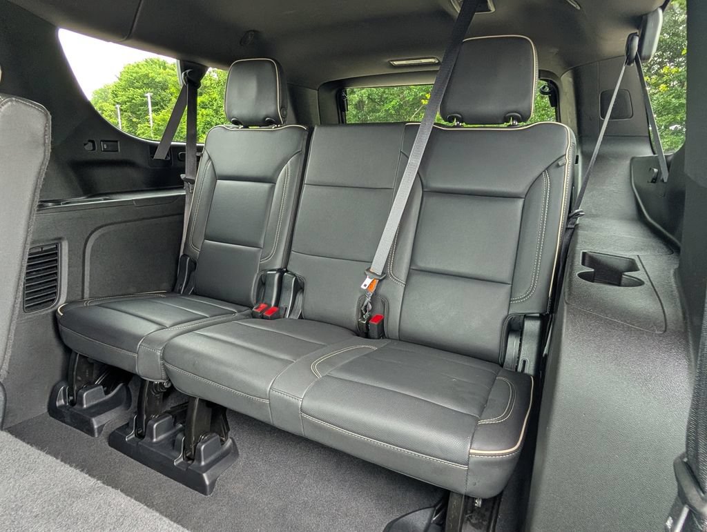 Used 2023 GMC Yukon XL SLT AWD/4WD image 22
