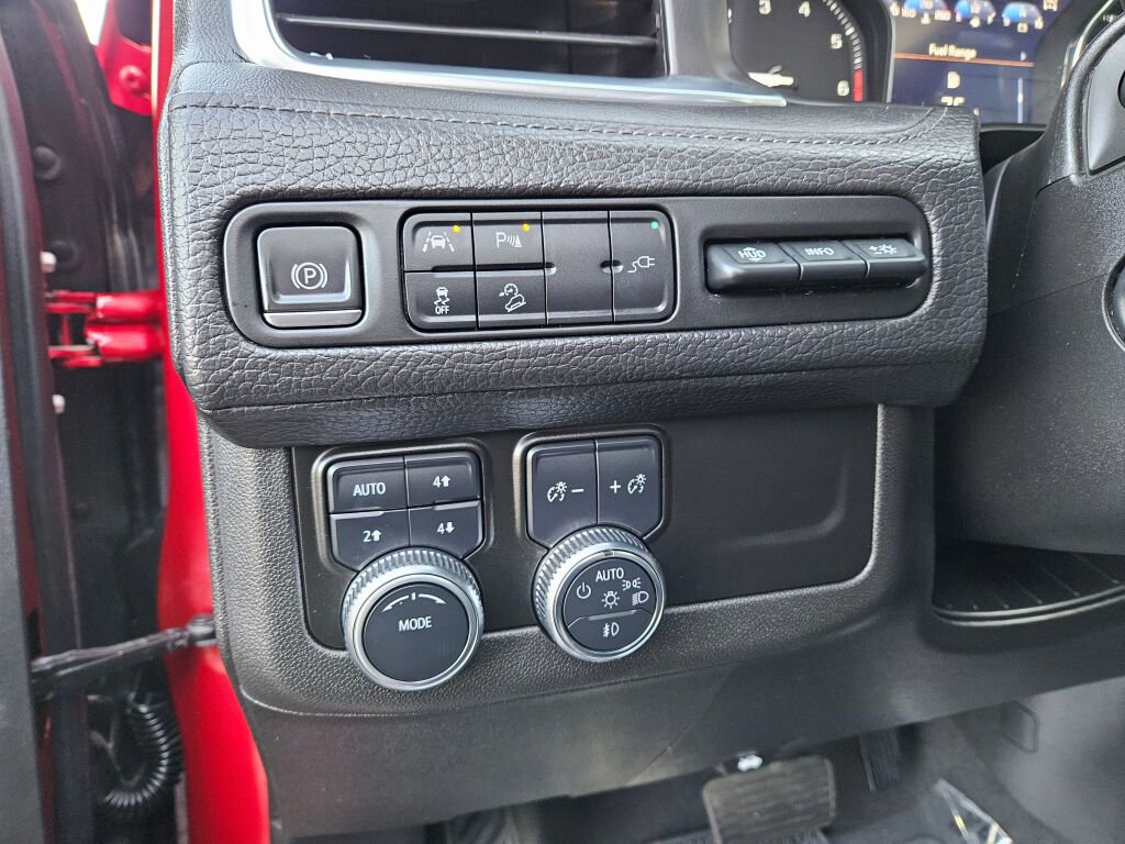 Used 2021 GMC Yukon Denali w/ Denali Premium Package image 26