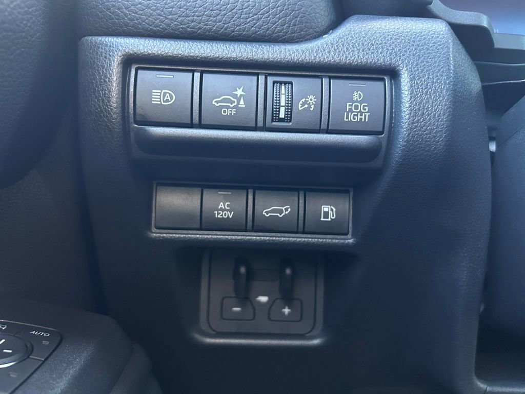 Used 2025 Toyota Land Cruiser PREMIUM w/ Premium Package image 21