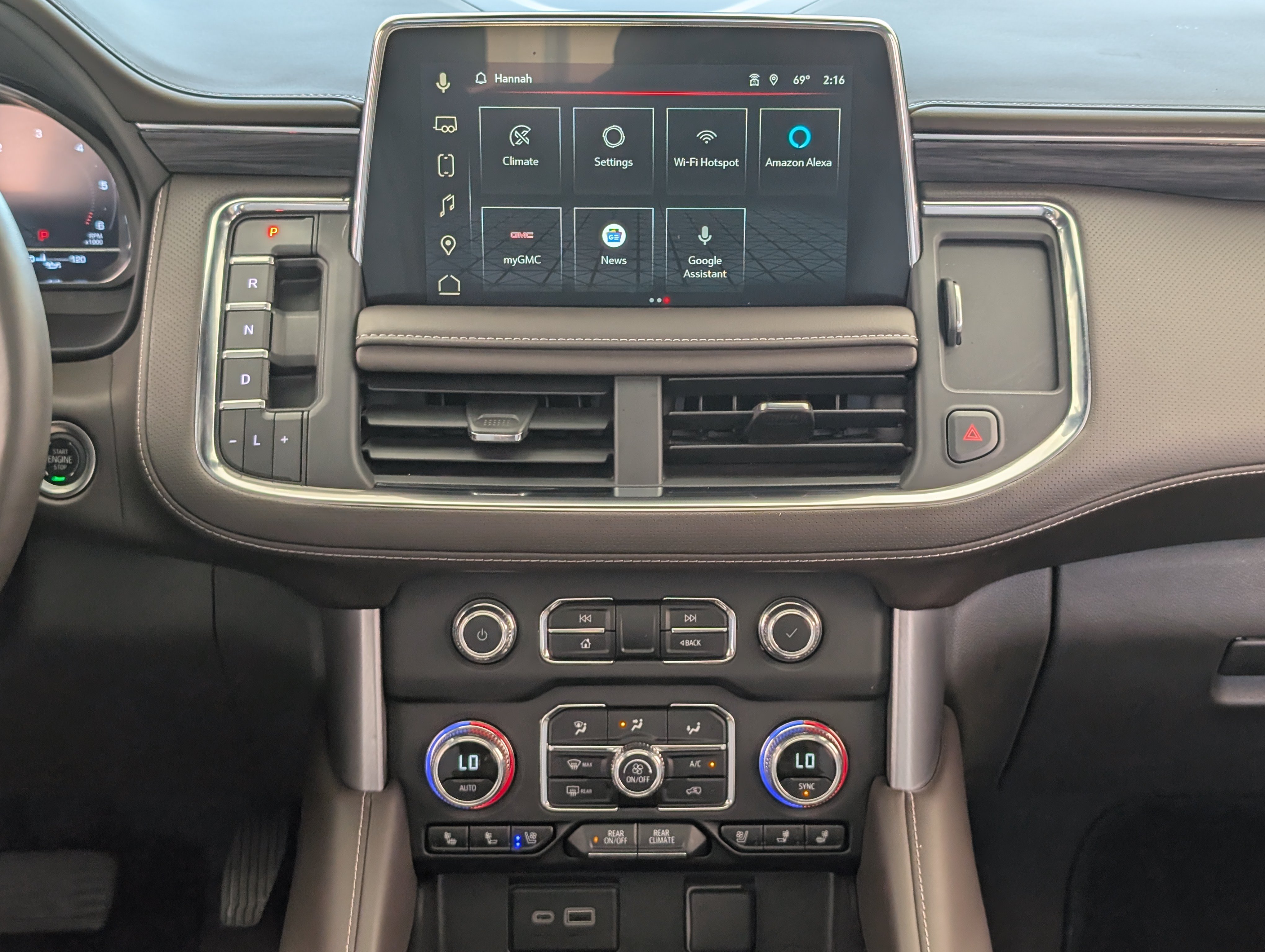 Used 2024 GMC Yukon SLT w/ SLT Premium Package RWD image 30
