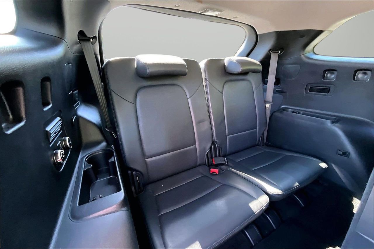 Used 2019 Hyundai Santa Fe XL SE w/ SE Premium Package 02 FWD image 23