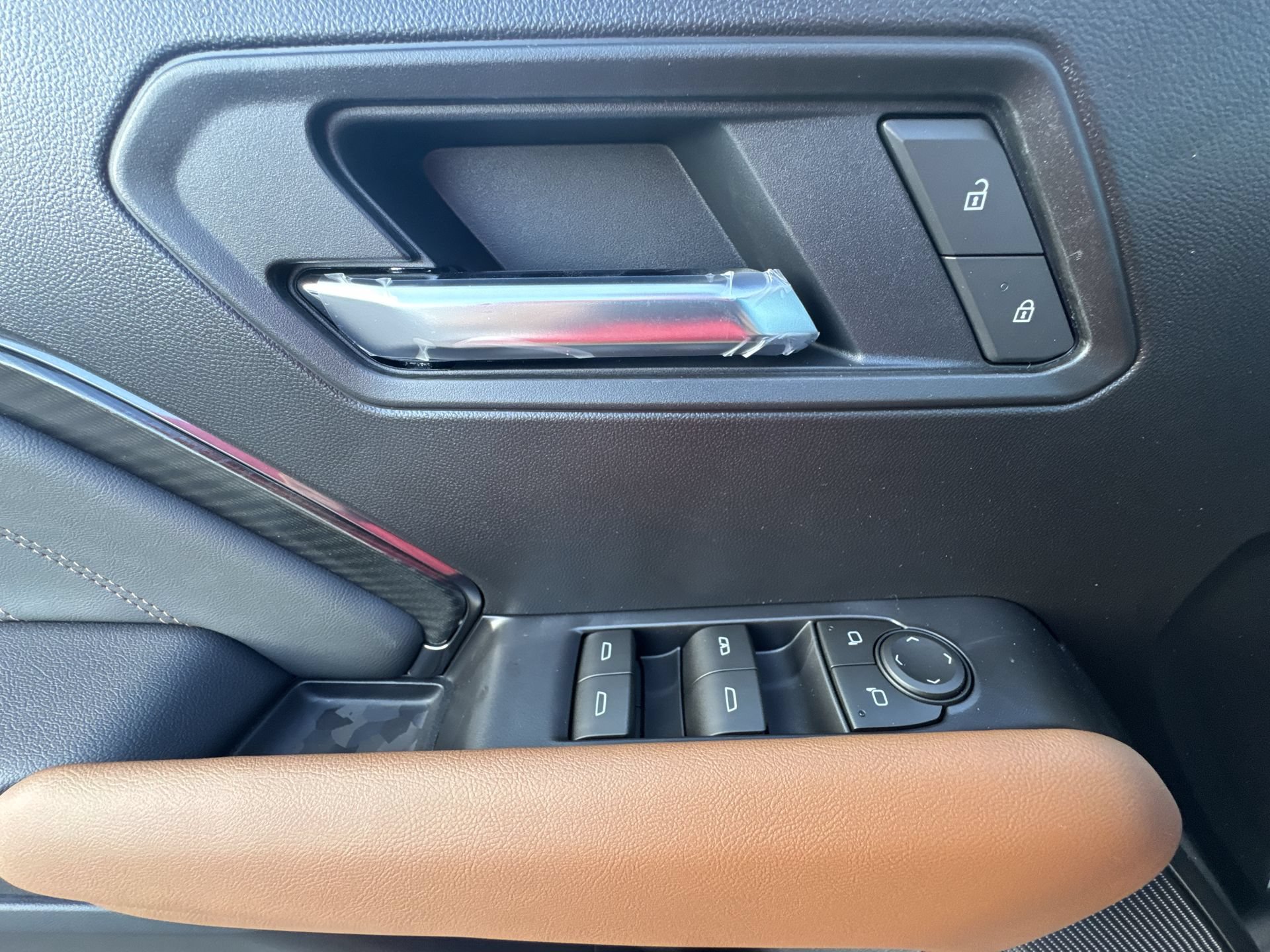 New 2026 GMC Canyon AT4 AWD/4WD image 15