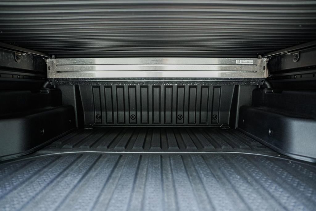 New 2025 Hyundai Santa Cruz Limited image 10