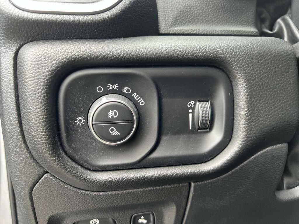 Certified 2022 RAM 1500 Big Horn image 19