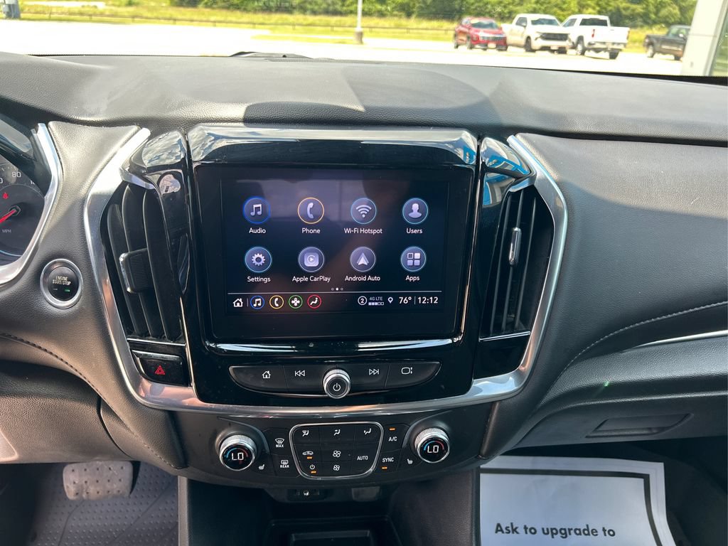 Used 2022 Chevrolet Traverse LT FWD image 15