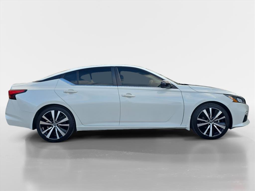 Used 2022 Nissan Altima 2.0 SR image 6