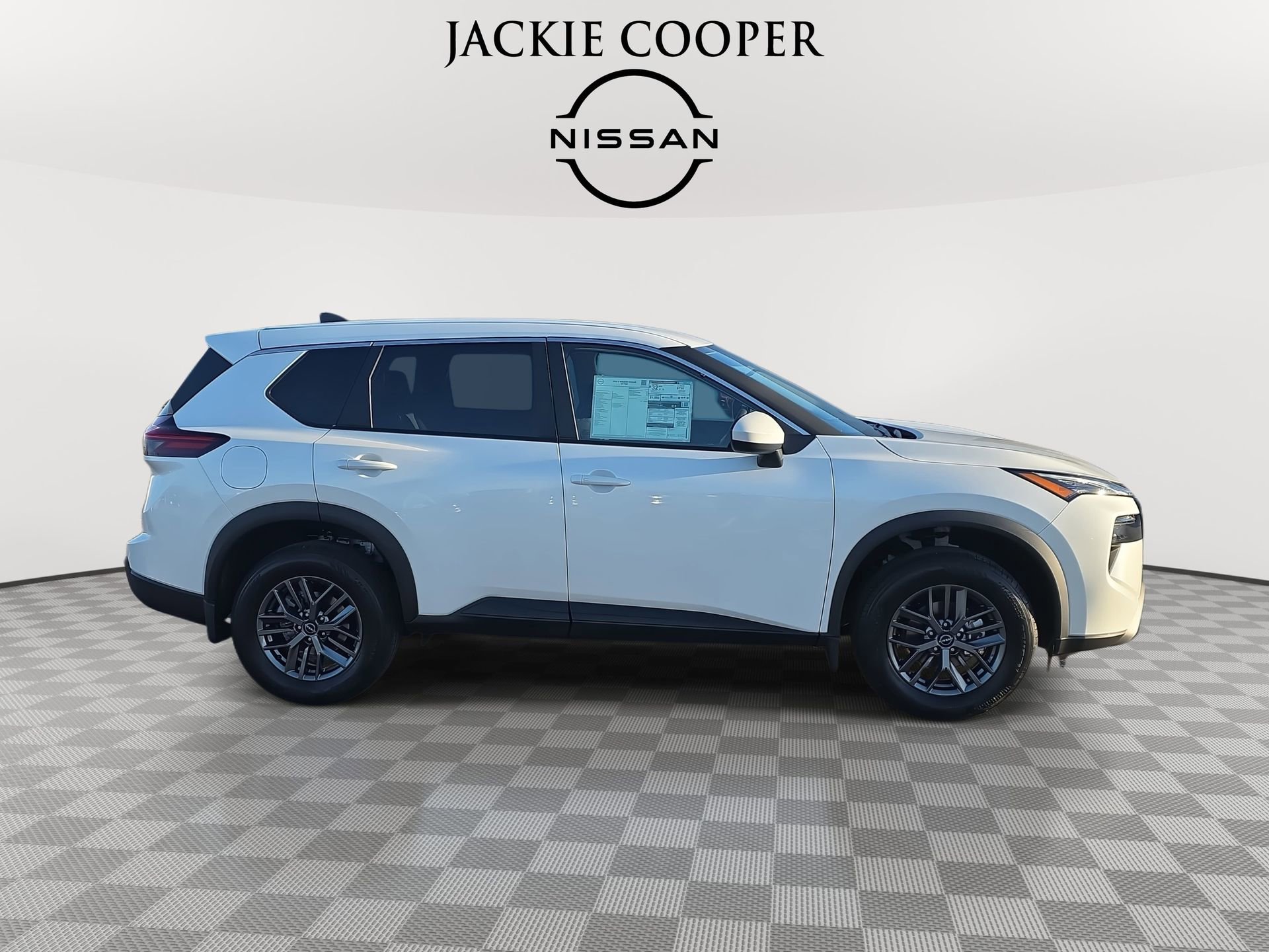 New 2026 Nissan Rogue SV FWD image 4