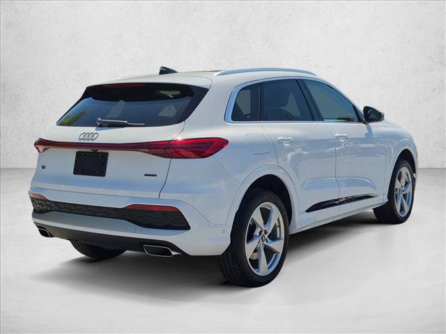 Certified 2025 Audi Q5 Premium w/ Premium Plus AWD/4WD image 5