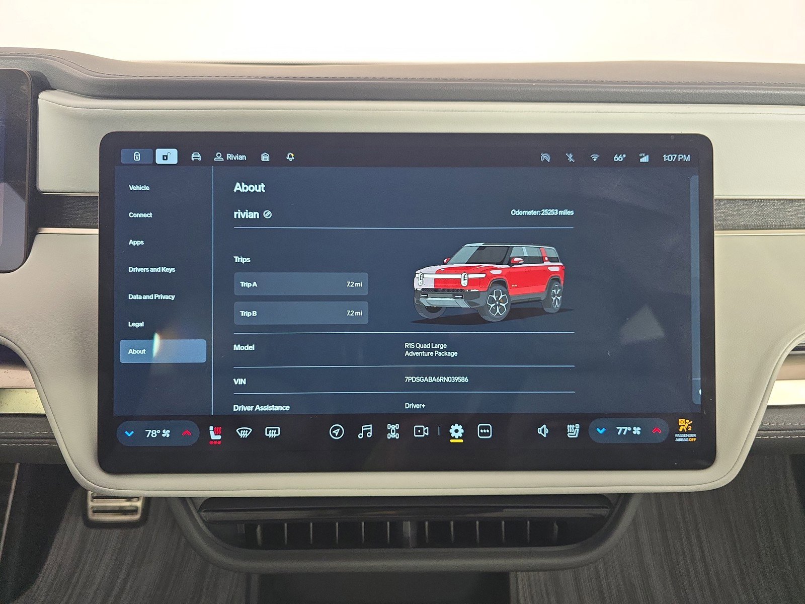 Used 2024 Rivian R1S Adventure AWD/4WD image 27