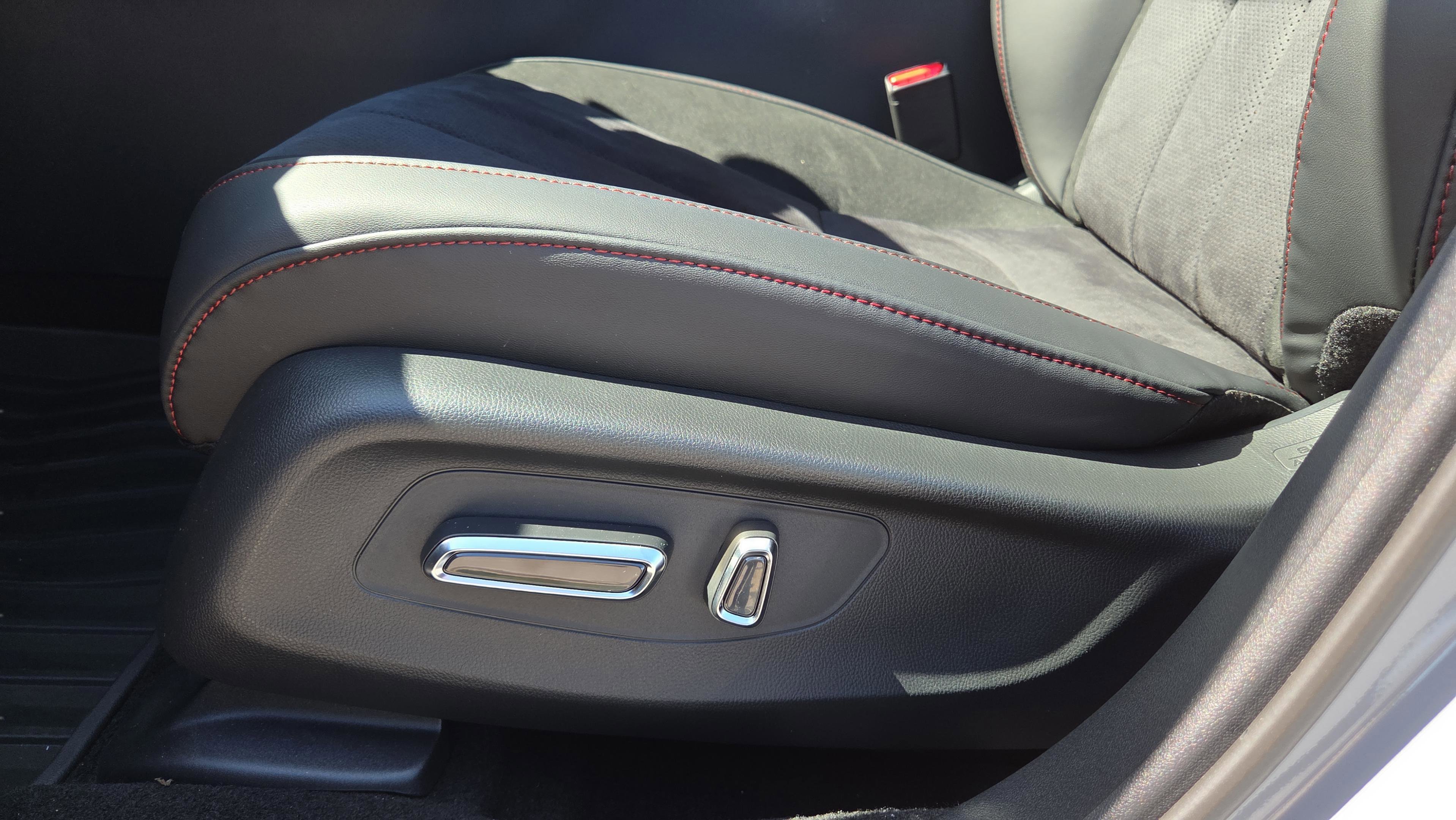 Used 2026 Acura ADX A-Spec image 10