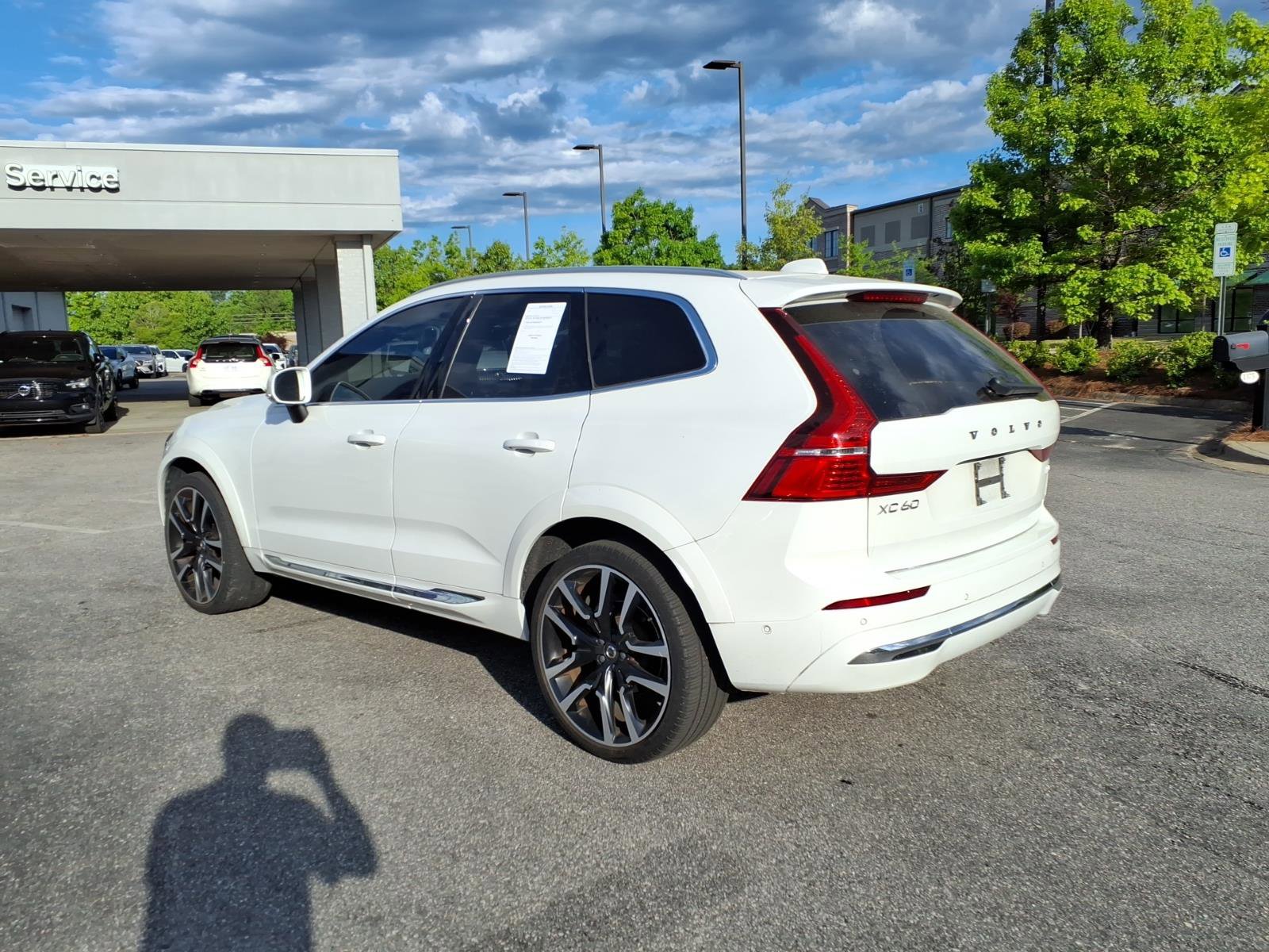 Used 2023 Volvo XC60 B5 Ultimate image 7