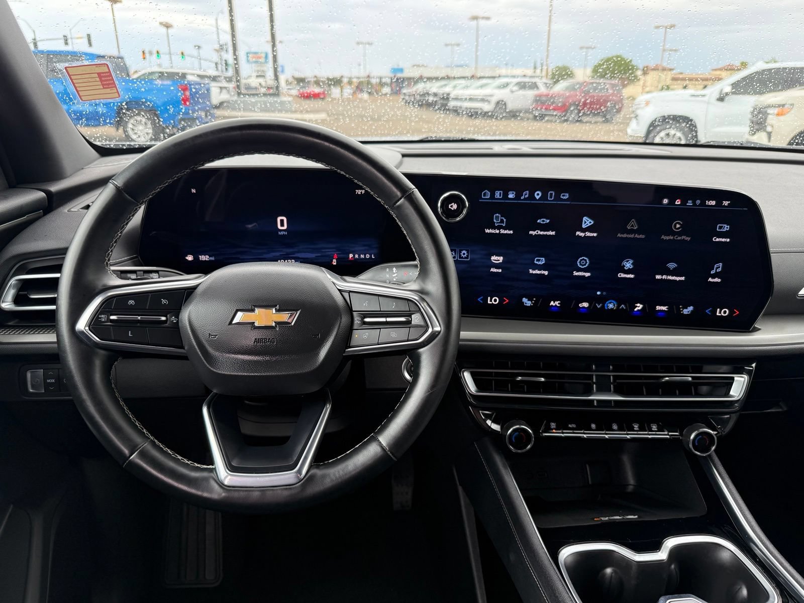 Certified 2025 Chevrolet Traverse LT FWD image 16