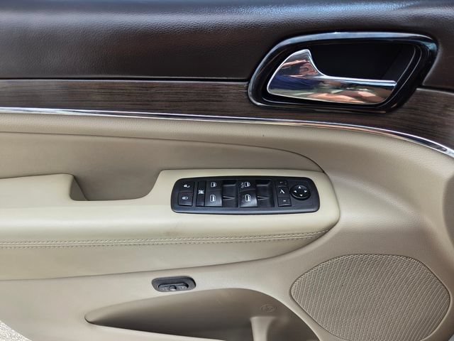 Certified 2021 Jeep Grand Cherokee Overland RWD image 22