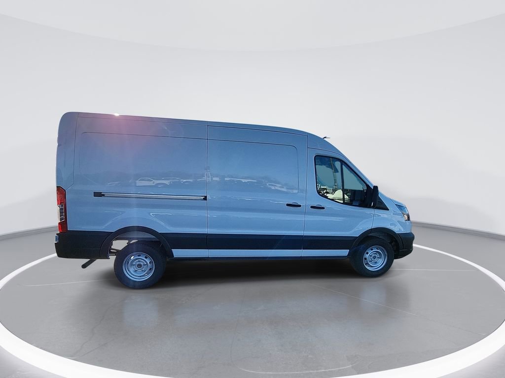 New 2026 Ford Transit 250 148 Medium Roof RWD image 9