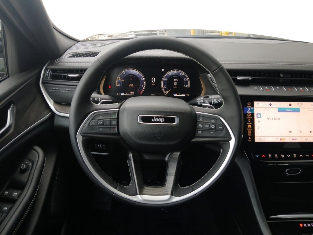 New 2027 Jeep Grand Cherokee L 2WD image 21