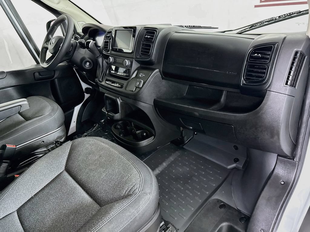 Used 2025 RAM ProMaster 2500 w/ U-Haul Equipment Group FWD image 28