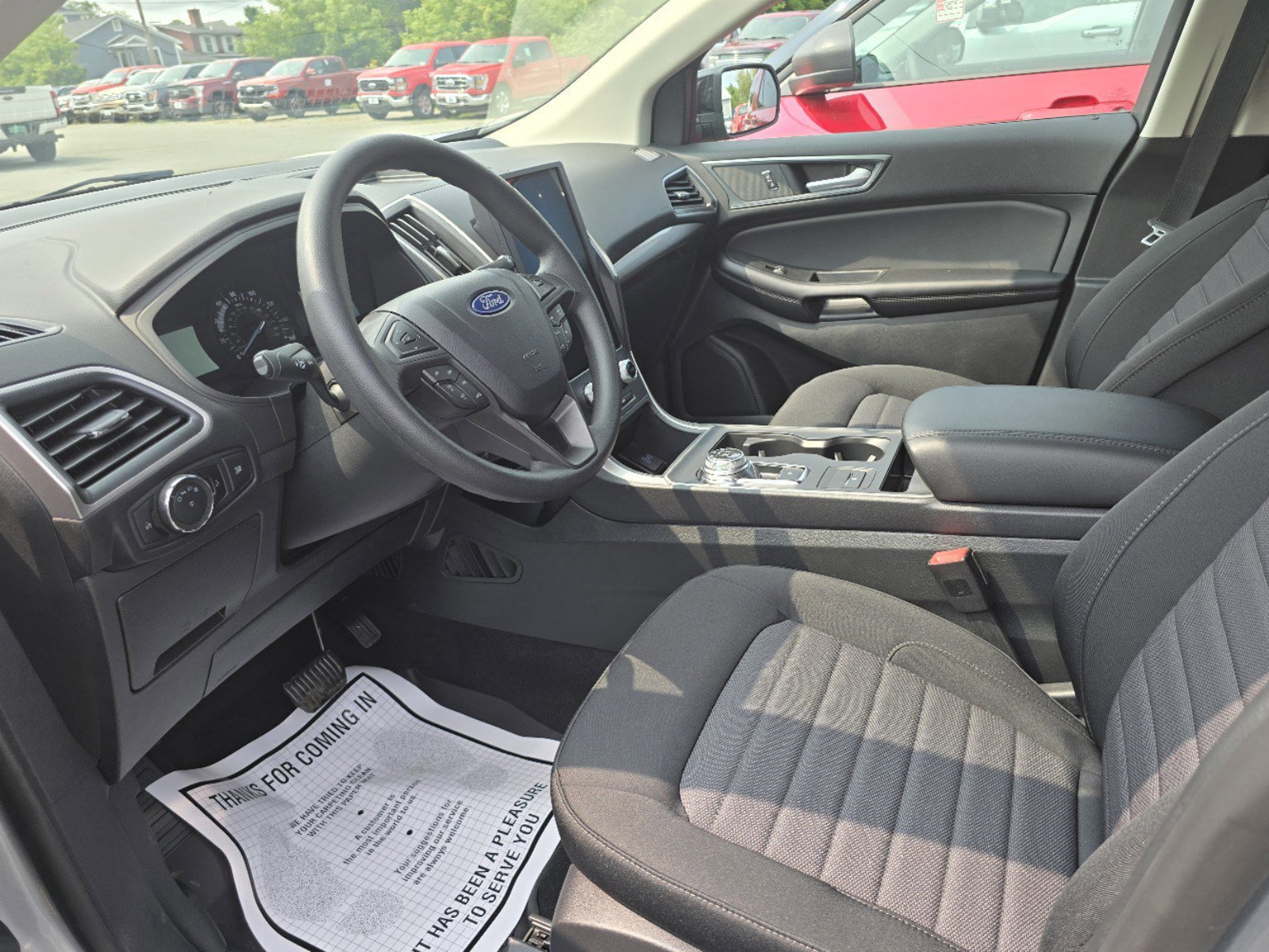 New 2024 Ford Edge SE w/ Black Appearance Package image 6