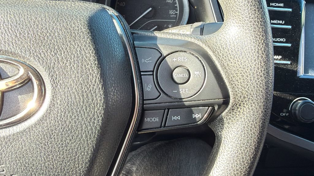 Used 2019 Toyota Camry LE image 8