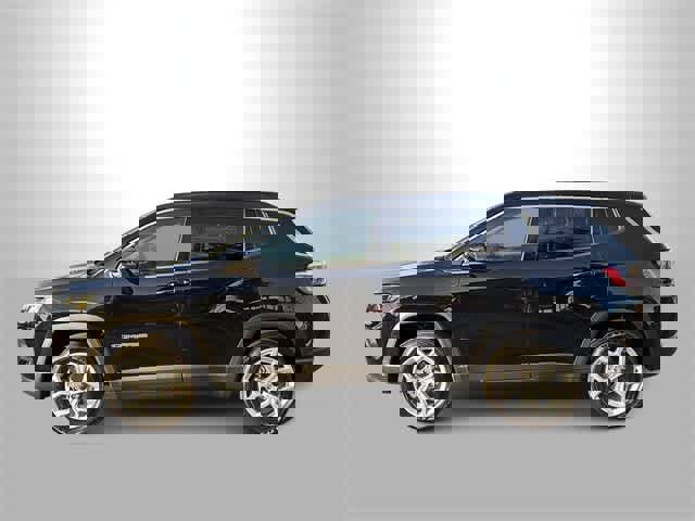 Used 2025 Jeep Compass Latitude image 5