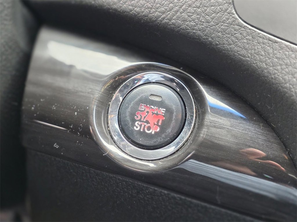 Used 2012 Kia Sorento SX w/ SX Premium Pkg image 18