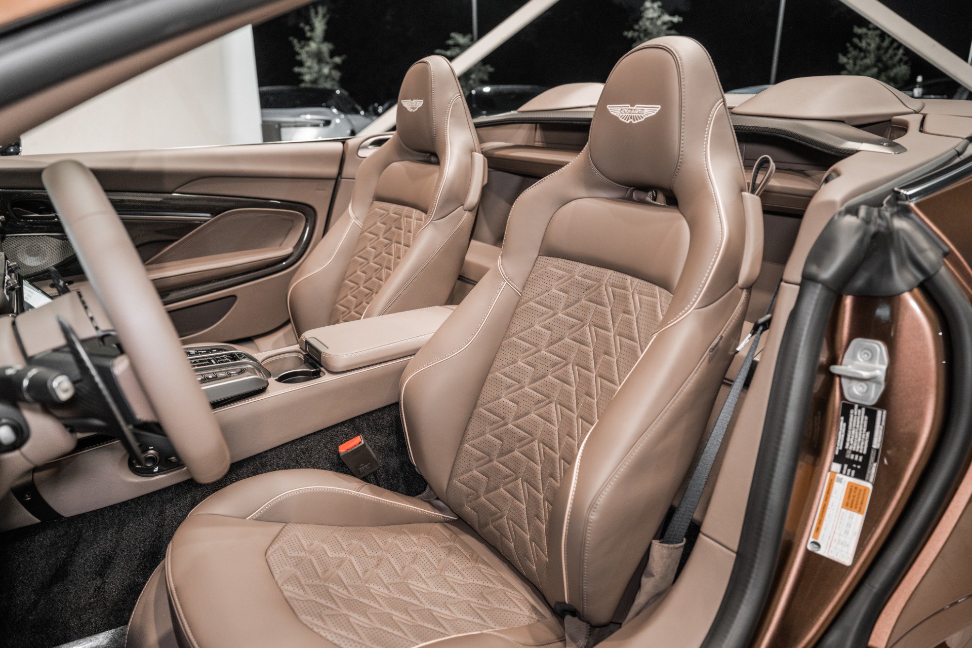 New 2026 Aston Martin Vanquish Convertible RWD image 12