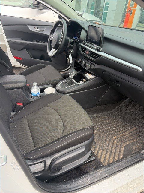 Used 2024 Kia Forte LX image 33