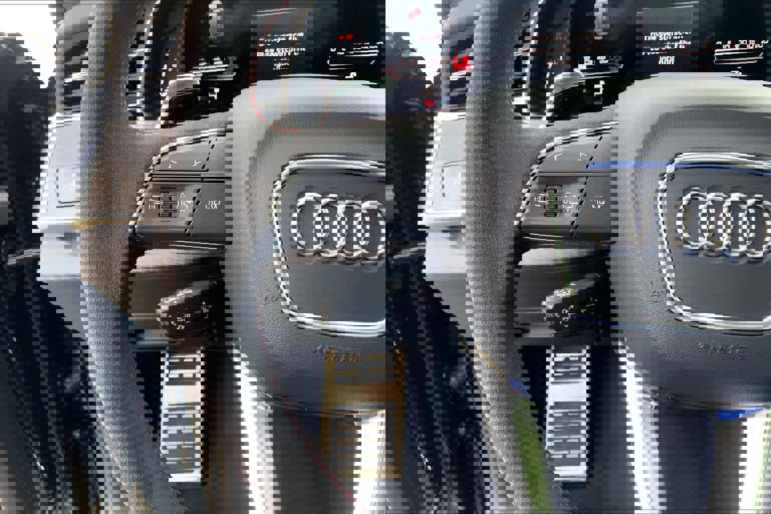 Used 2026 Audi RS Q8 performance image 21