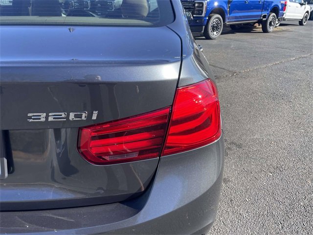 Used 2016 BMW 320i Sedan image 32