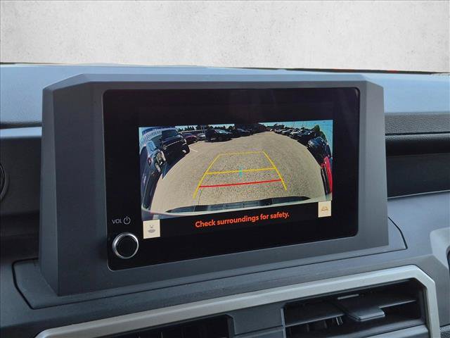 Used 2025 Toyota Tacoma SR AWD/4WD image 13