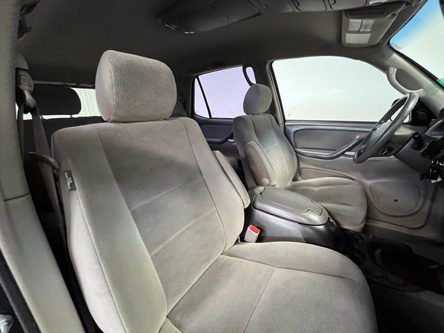 Used 2005 Toyota Sequoia SR5 RWD image 9