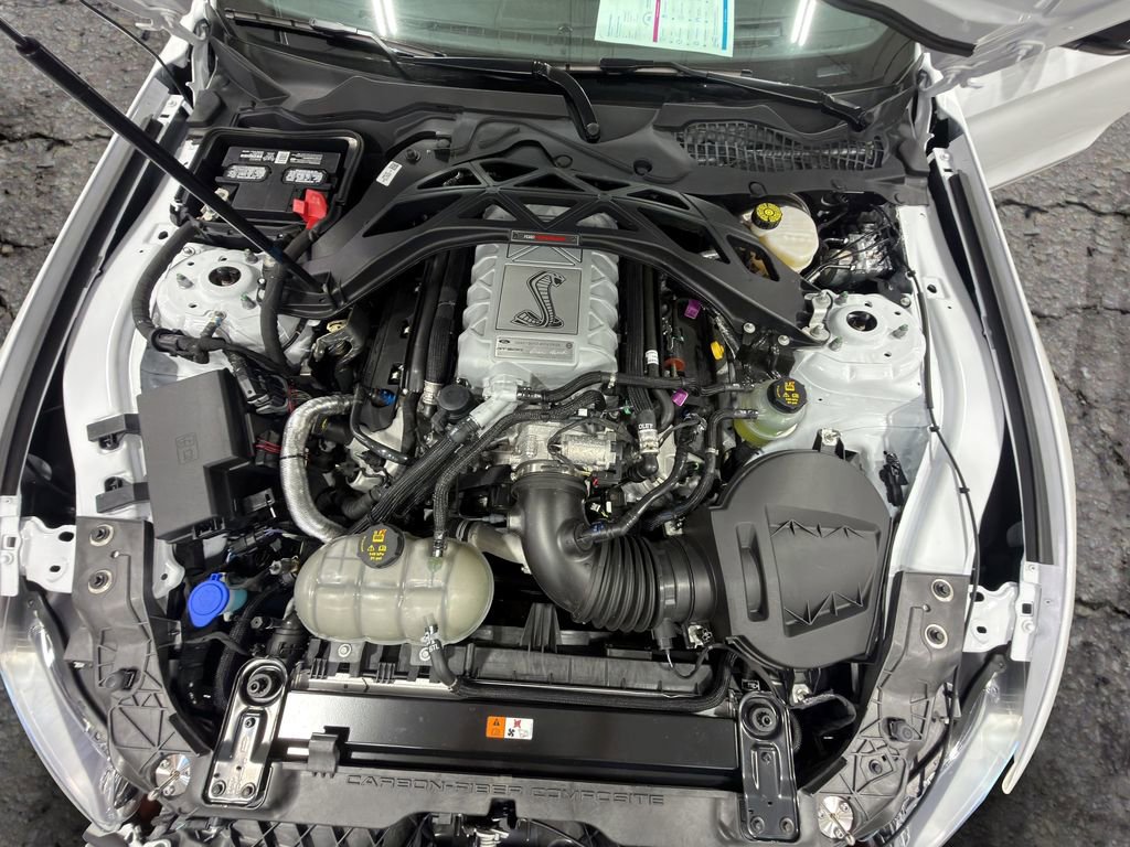 Used 2021 Ford Mustang Shelby GT500 w/ Technology Package RWD image 17