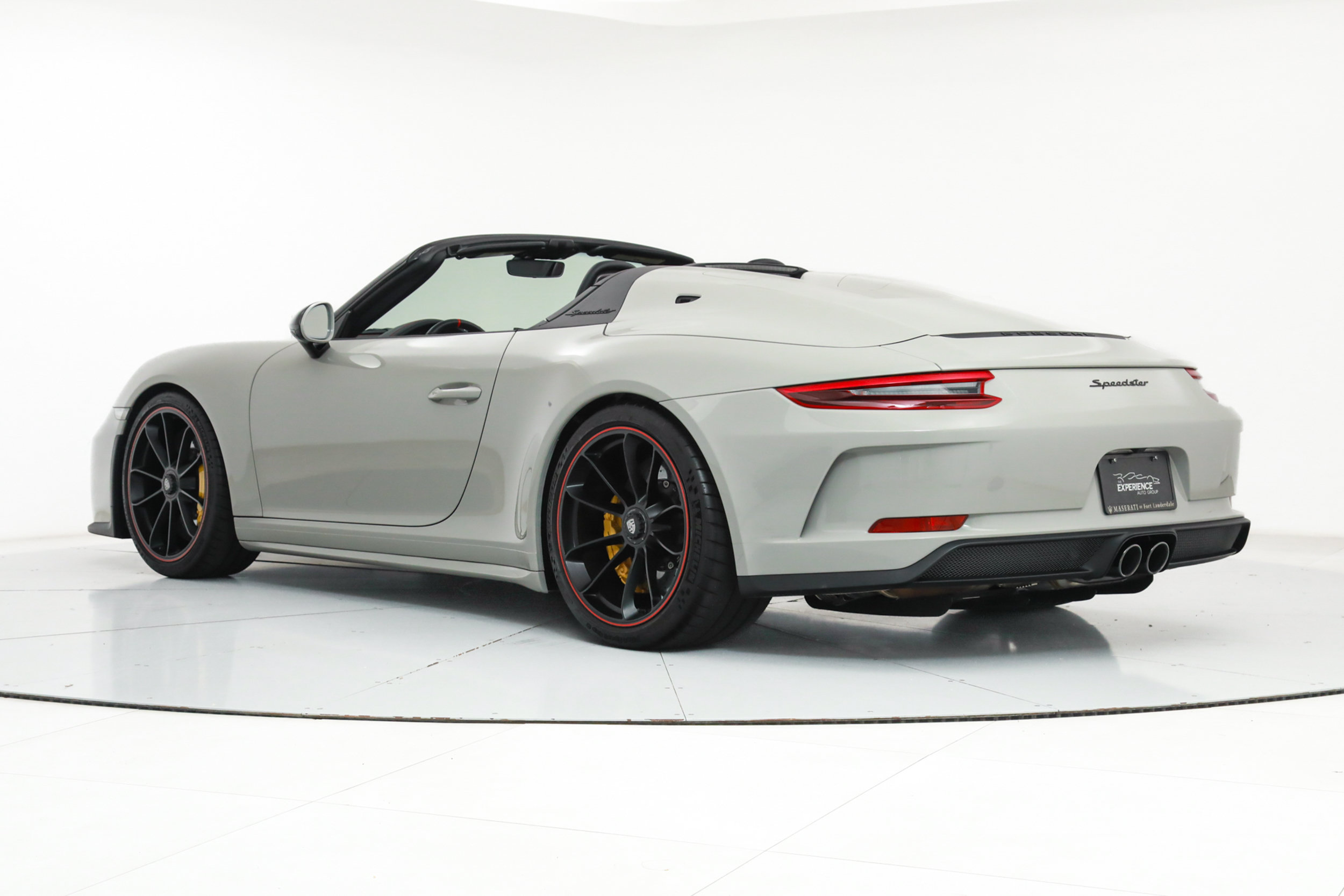 Used 2019 Porsche 911 Speedster RWD image 4