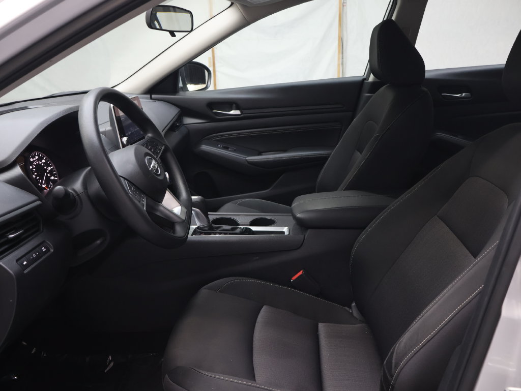 Used 2019 Nissan Altima 2.5 S FWD image 16