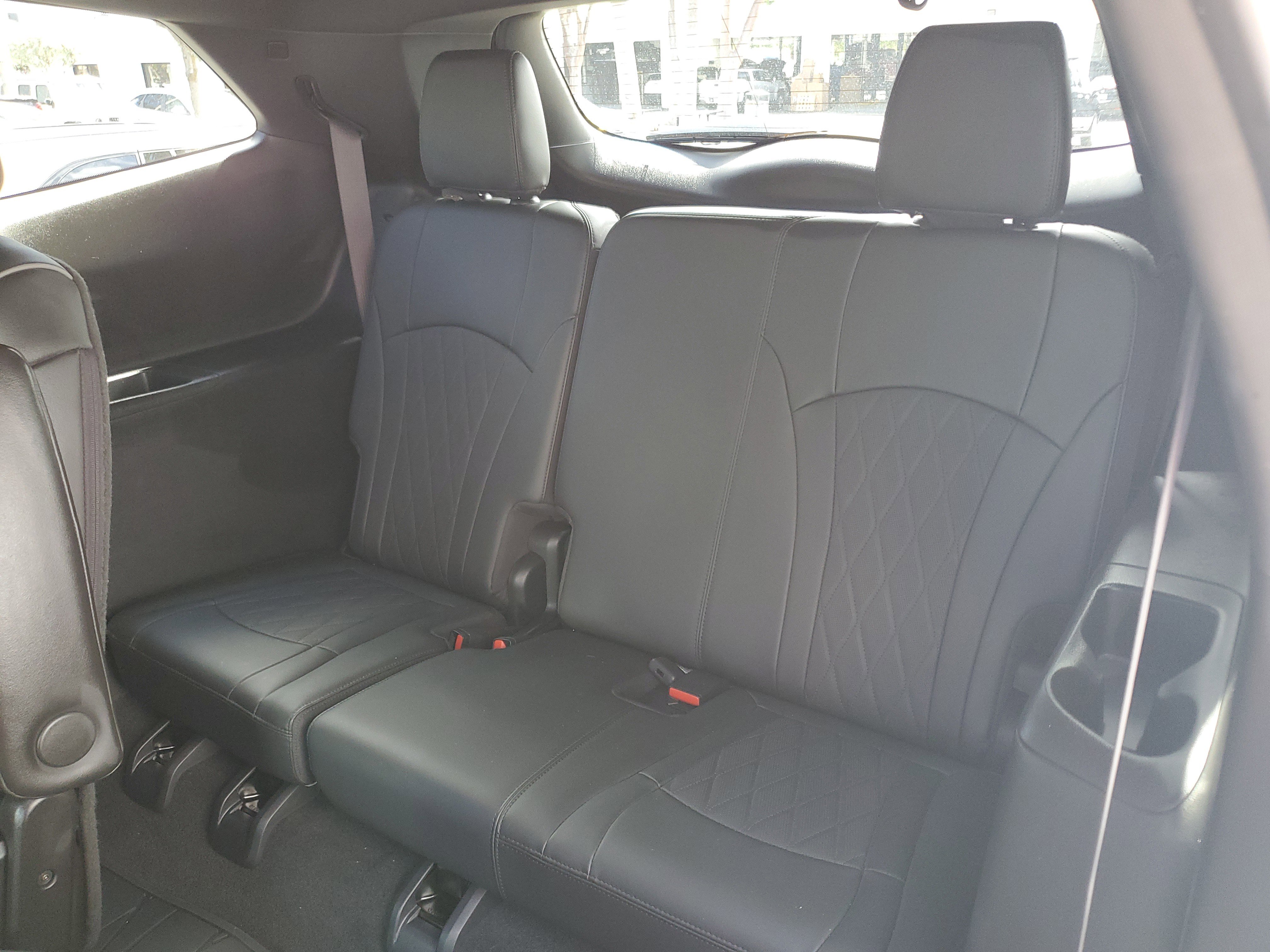 Used 2024 Buick Enclave Avenir w/ Avenir Technology Package image 12