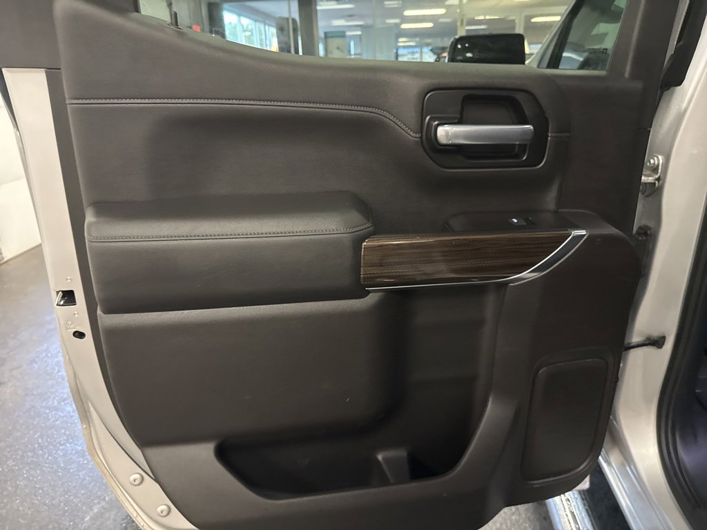 Used 2019 Chevrolet Silverado 1500 RST image 28