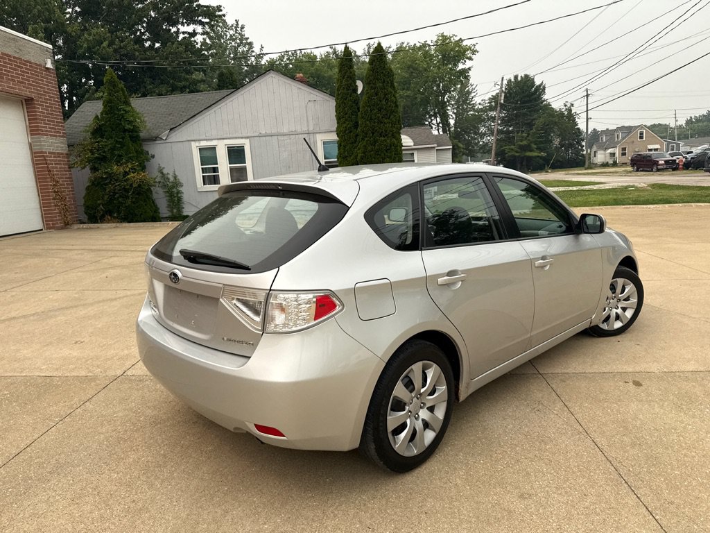 Used 2011 Subaru Impreza 2.5i AWD/4WD image 6