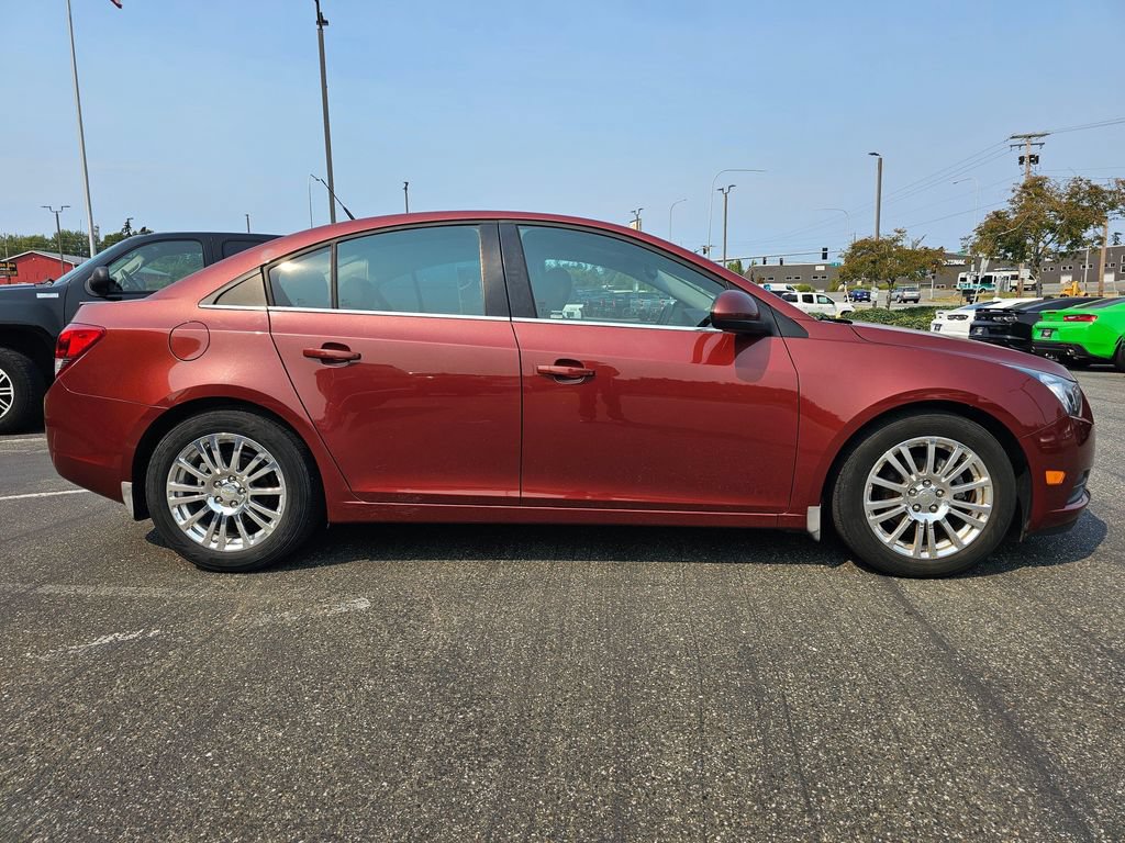 Used 2012 Chevrolet Cruze Eco FWD image 2