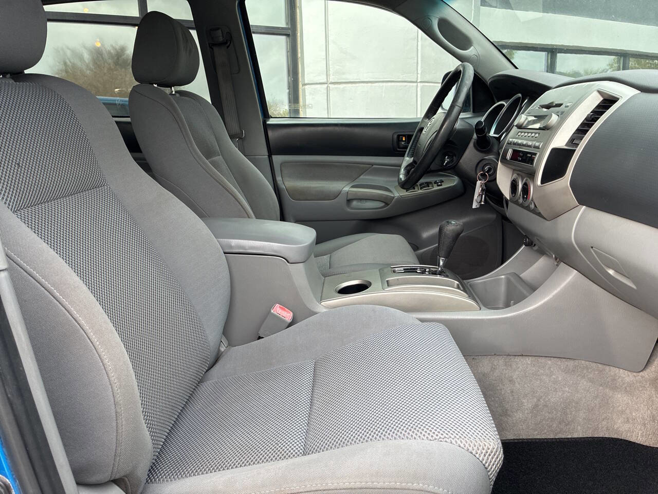 Used 2005 Toyota Tacoma 4x4 Double Cab image 12