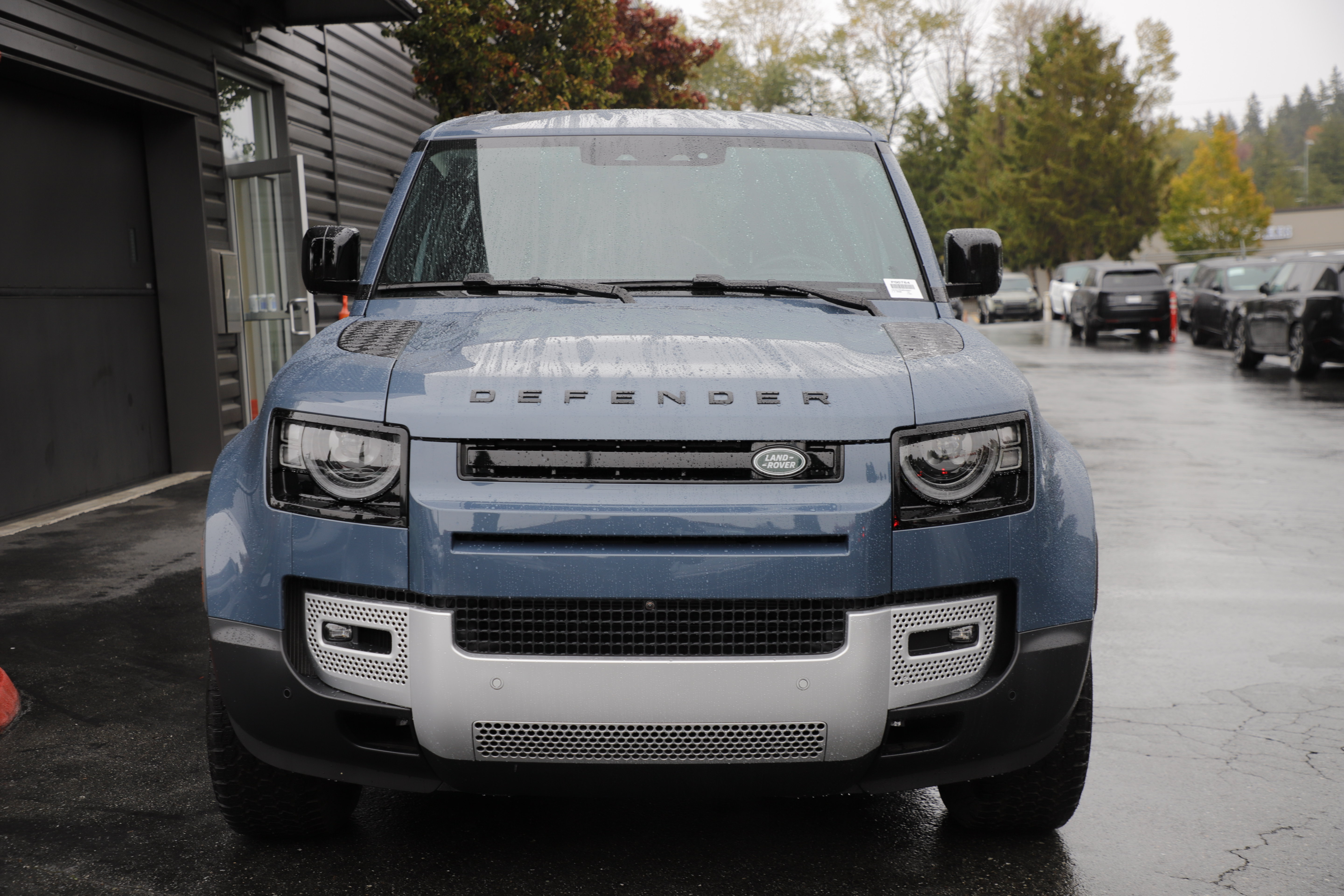 Certified 2024 Land Rover Defender 110 S AWD/4WD image 4