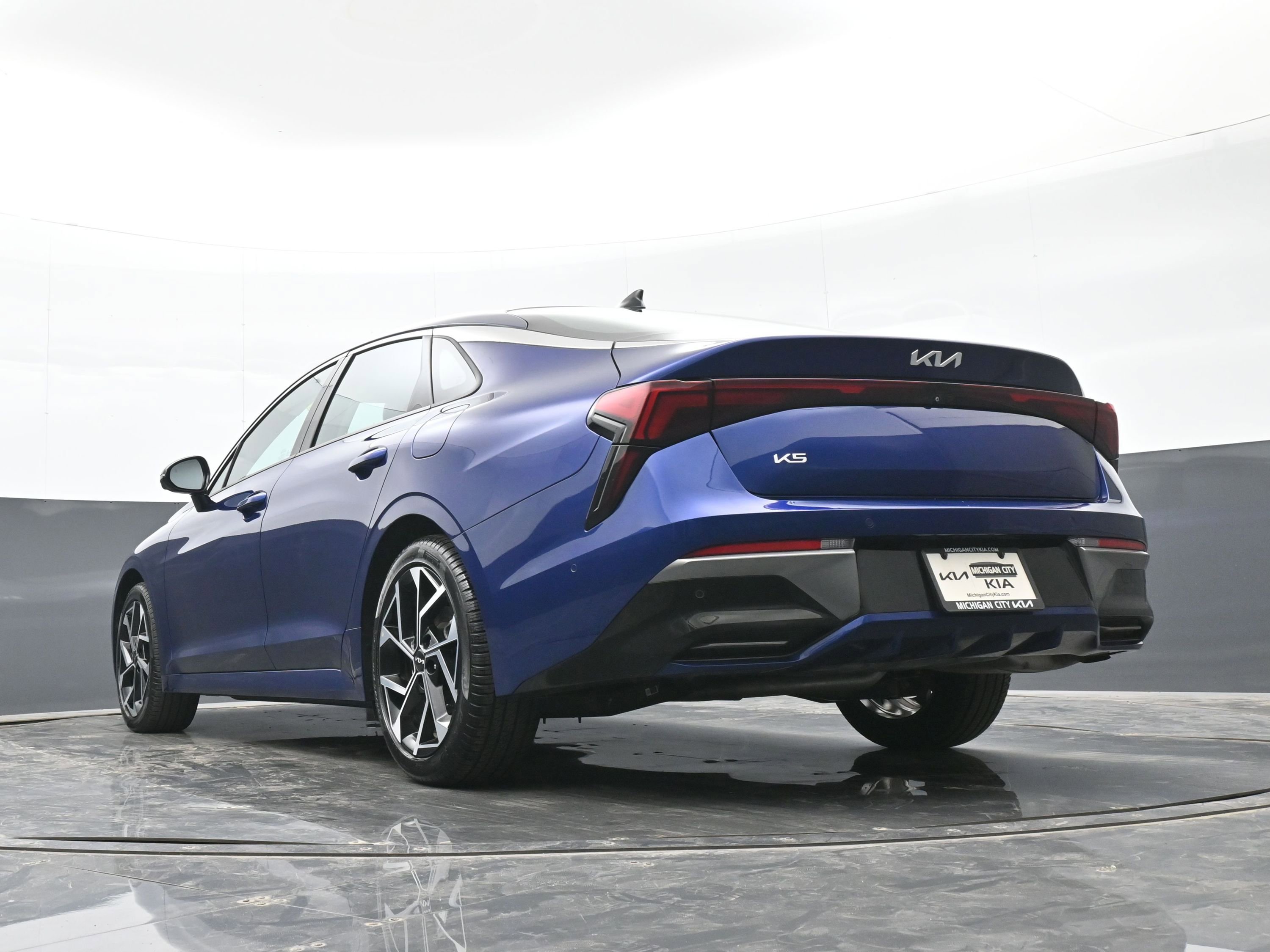 Used 2025 Kia K5 EX image 38