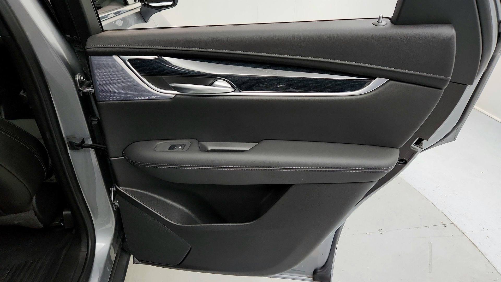 Used 2025 Cadillac XT5 Premium Luxury w/ LPO, Floor Liner Package FWD image 19