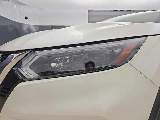 Used 2022 Nissan Rogue Sport SL w/ Premium Package FWD image 32