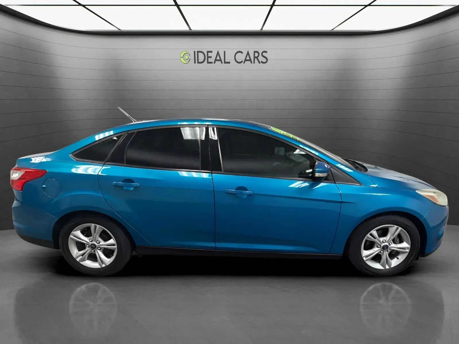 Used 2014 Ford Focus SE FWD image 4
