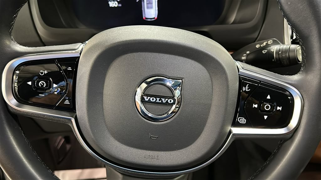 Certified 2023 Volvo XC90 B6 Plus w/ Protection Package Premier AWD/4WD image 12