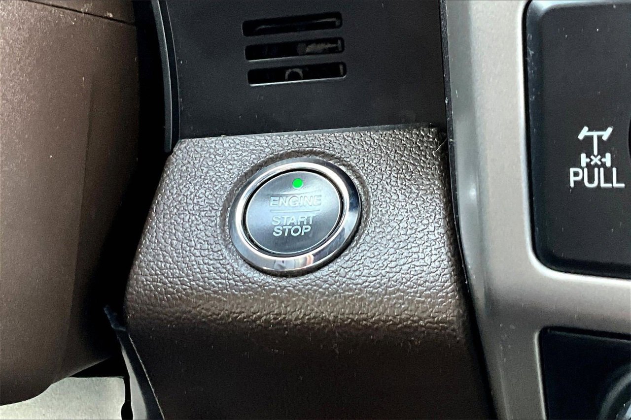 Used 2018 Ford F150 King Ranch w/ Equipment Group 601A Luxury image 26