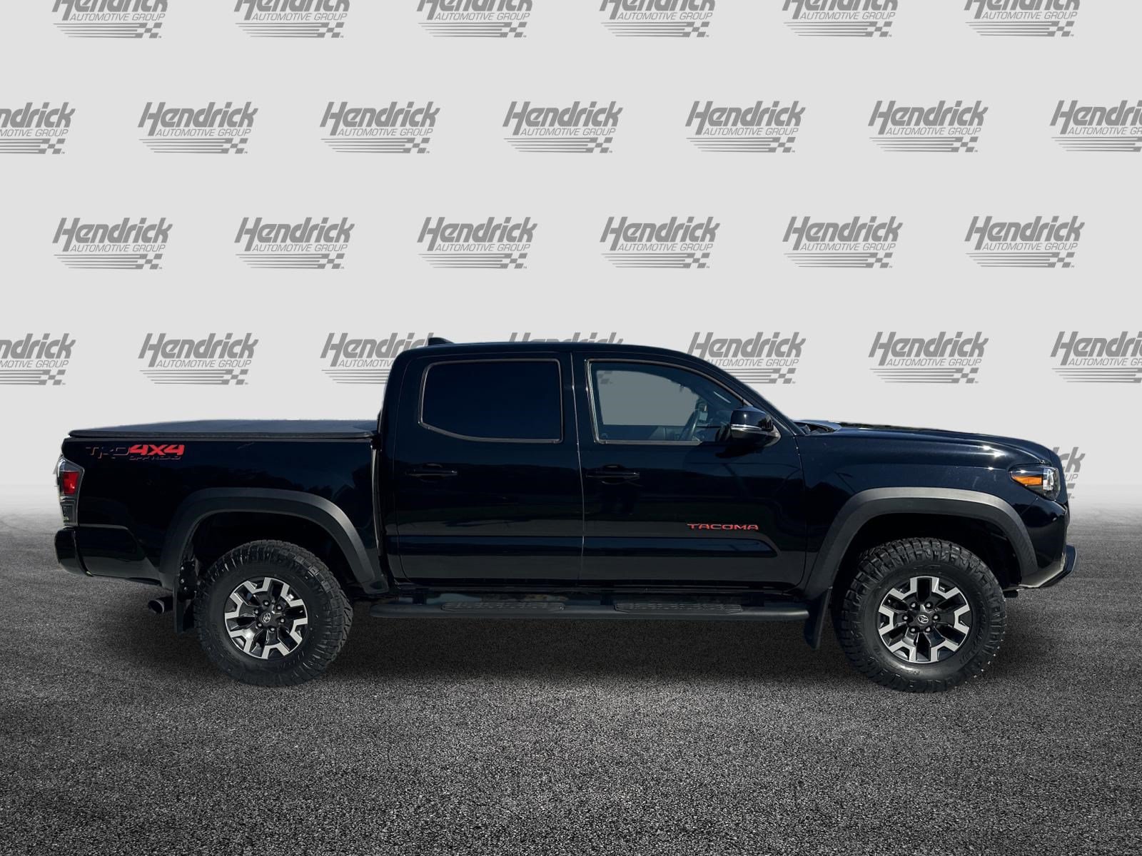 Certified 2022 Toyota Tacoma TRD Off-Road w/ Technology Package AWD/4WD image 11