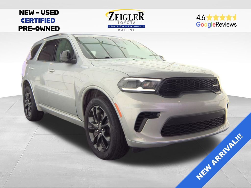 Used 2023 Dodge Durango GT w/ Blacktop Package AWD/4WD image 5